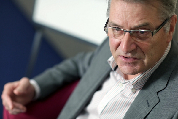 CIH president to quit housing association