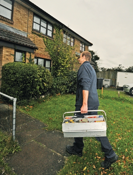 Contract takeovers boost Mears results