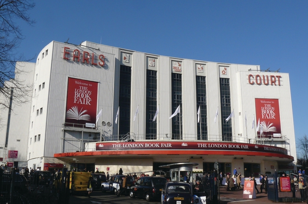 Mayor calls for Earls Court estates to be returned to council