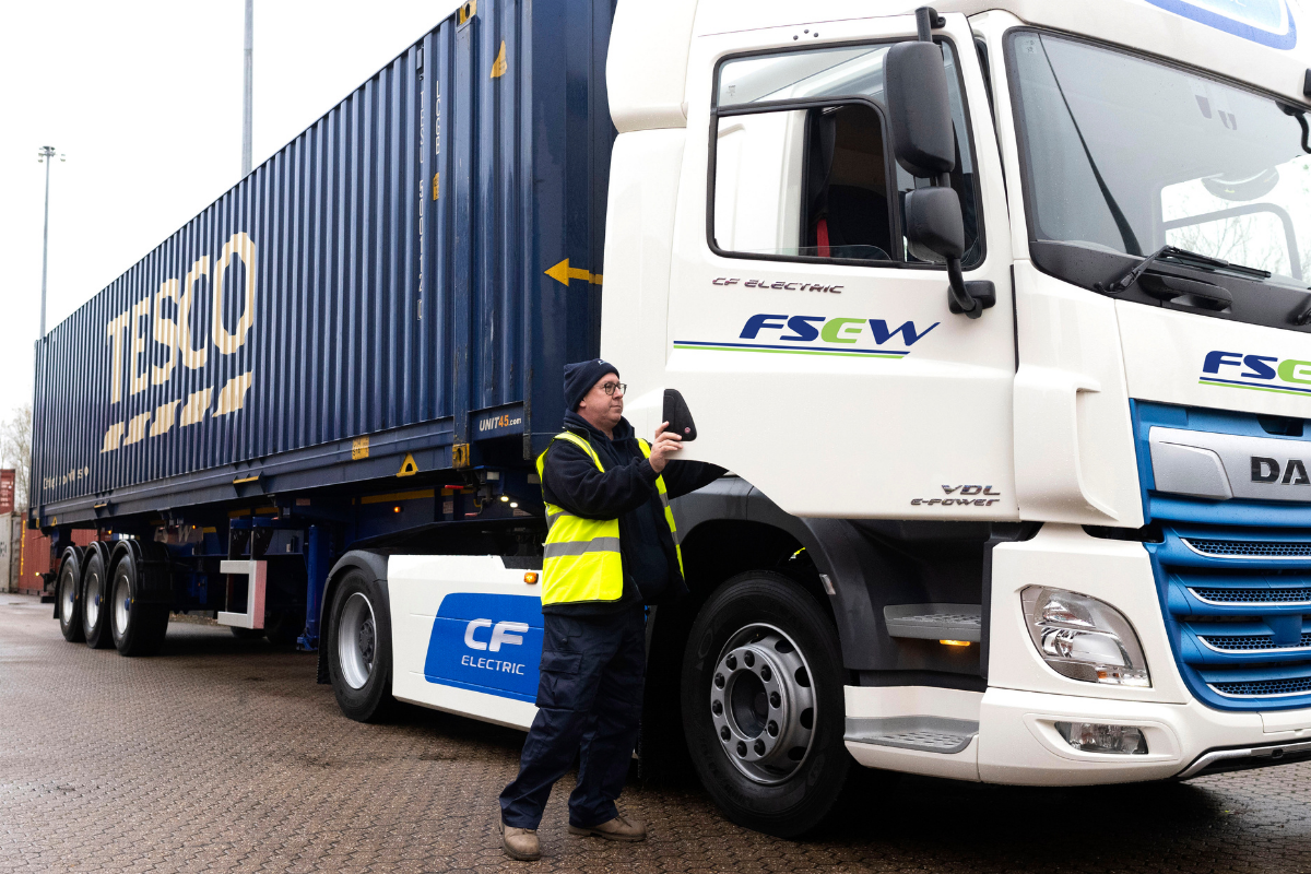 Tesco powers into the new year with the UK’s first commercial electric articulated HGVs