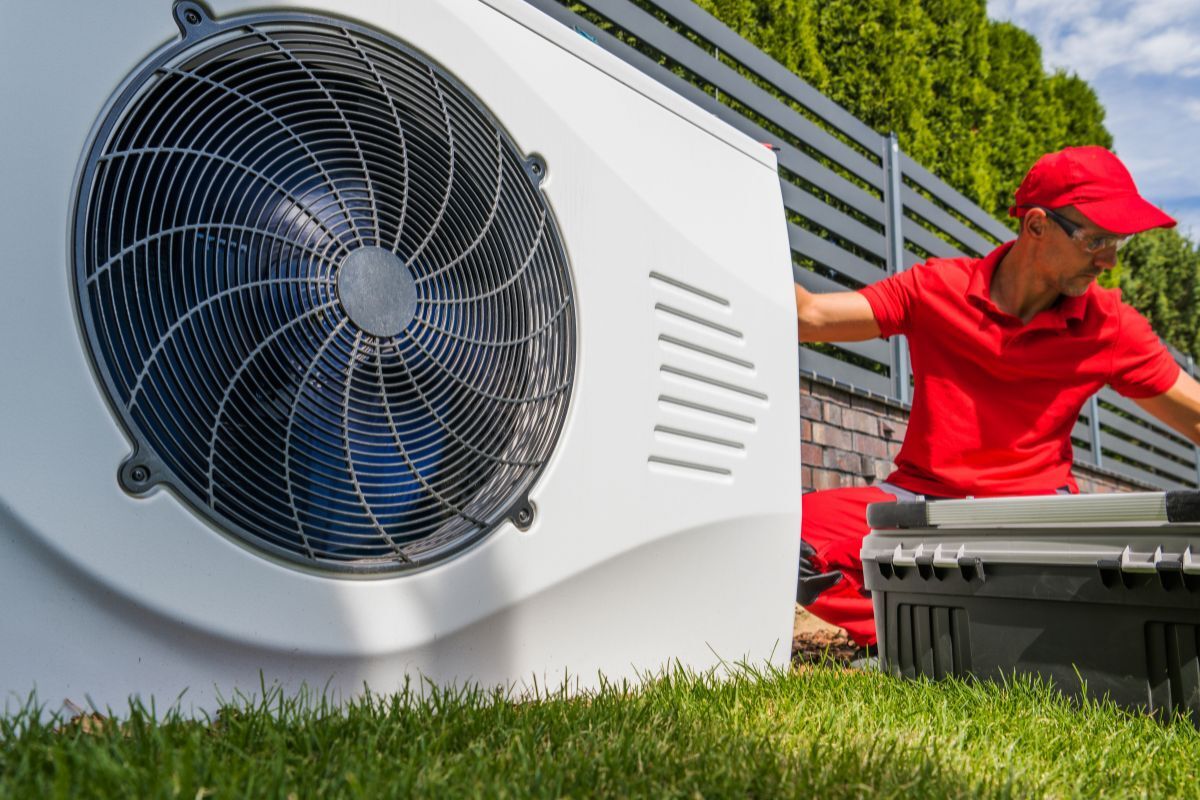 Government announce funding to support training for thousands to take advantage of green job opportunities