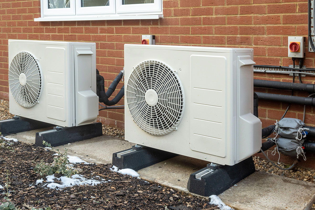Giant house builder to install heat pumps as standard in all new homes