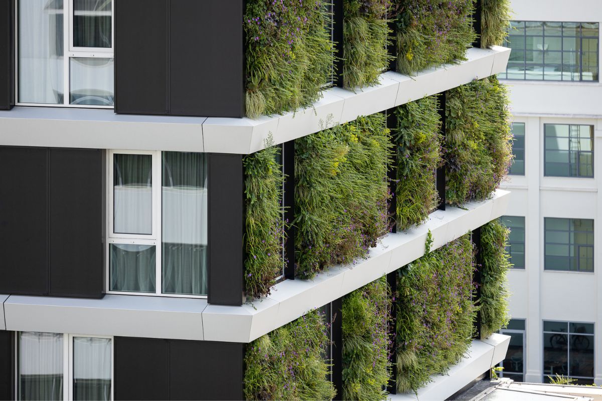 Mobilane Living Wall.jpg