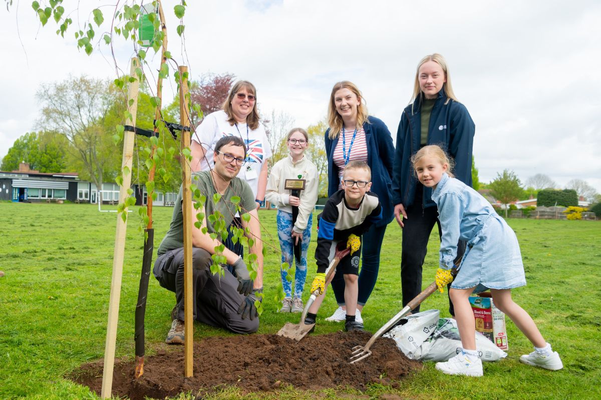 Orbit helps Warwickshire school children plant Coronation trees