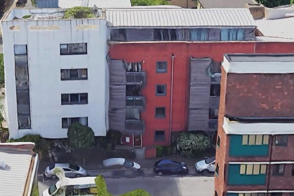 G15 landlord apologises for ‘incorrectly identifying’ building as too short to qualify for leaseholder protections