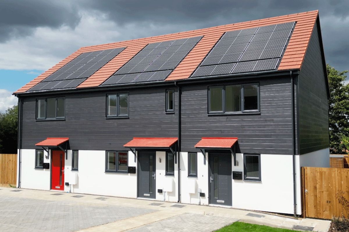 Etopia hand over keys on energy efficient homes
