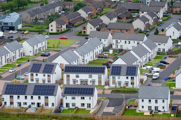 Scottish planning system speeds up amid 21% fall in housing applications