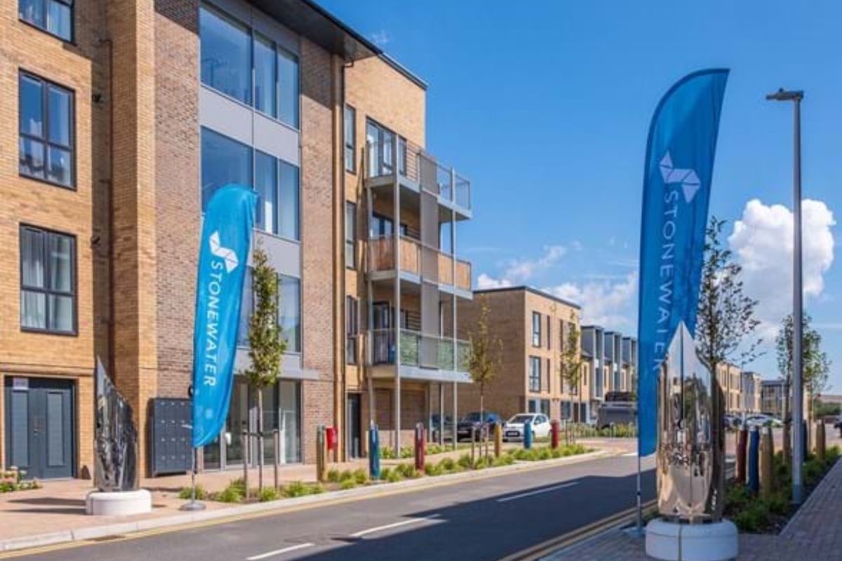 Stonewater officially opens latest development of 145 energy-efficient new homes in East Sussex