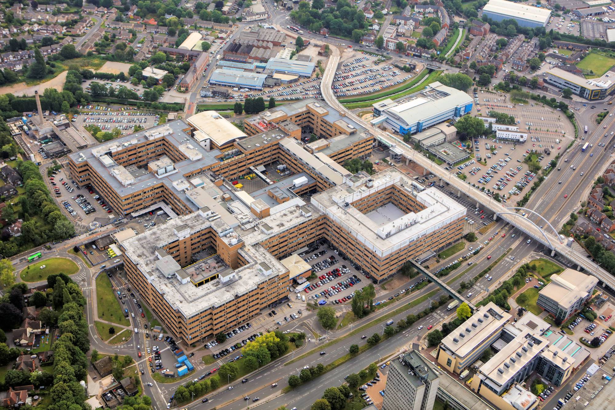 Willmott Dixon support Nottingham hospital's net zero drive