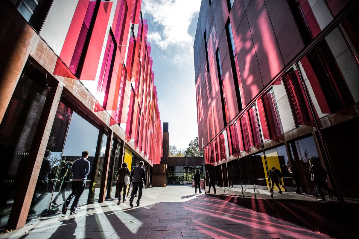 Entrnce helps Oxford Brookes University explore 24/7 carbon-free energy