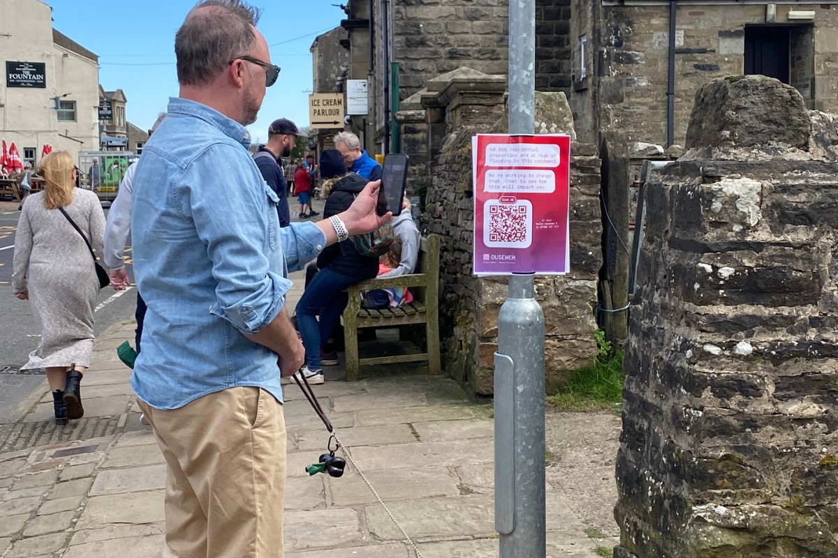 Flood resilience project introduces talking lampposts to Yorkshire