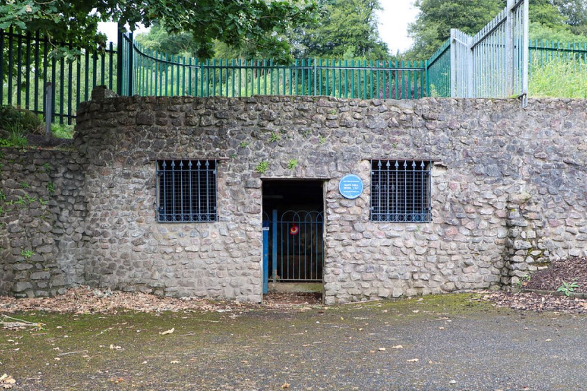 Only thermal spring in Wales gets new role as renewable heat source