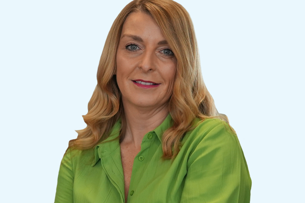 The challenges and impact of a major home energy upgrade scheme