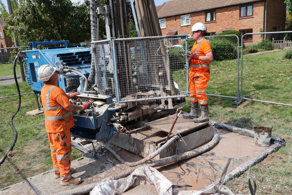 UK geothermal energy review and cost estimations