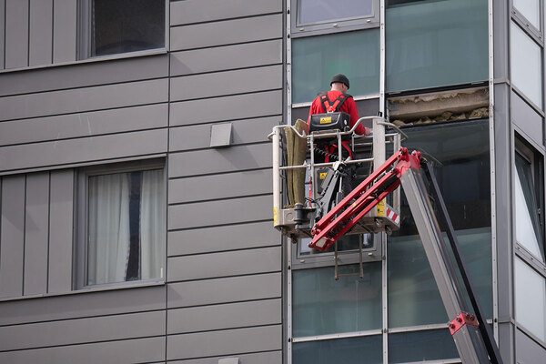 RSH quarterly survey: landlords invest &lsquo;significantly&rsquo; in existing homes but development spend falls