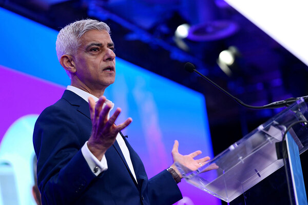 London mayor announces &pound;1m for 17 floating homelessness support hubs