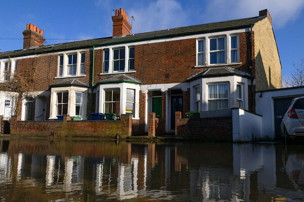 One in nine new homes built in flood risk areas, research finds