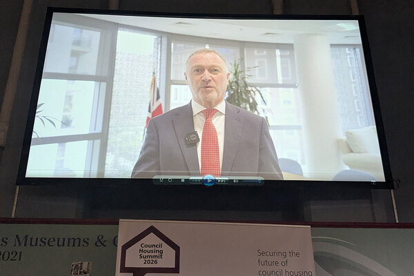 Housing secretary urges councils to opt for strategic partnerships in SAHP bids