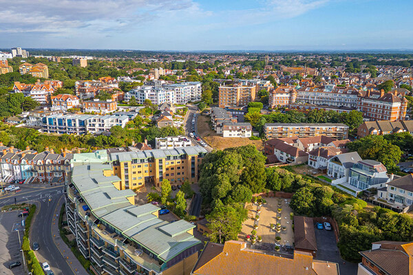 Regulator of Social Housing publishes decision to de-register small lease-based supported housing provider