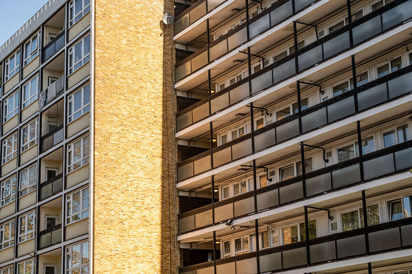 Leaseholders in older, taller buildings face annual service charge of over &pound;7,000, but costs may have levelled out