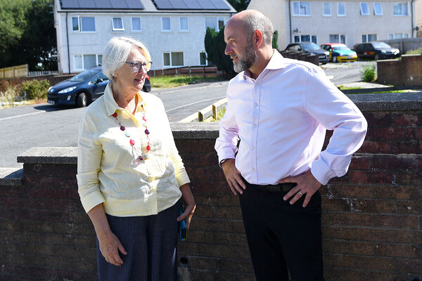 Welsh government commits further &pound;8m in final year of social housing retrofit scheme