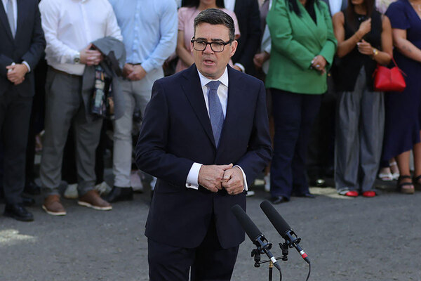 Burnham pledges &pound;340m to end rough sleeping in first act as prime minister